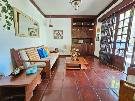 Imagem Casa com 6 Quartos à Venda, 378 m² em Albuquerque - Teresópolis Imagem Casa com 6 Quartos à Venda, 378 m² em Albuquerque - Teresópolis