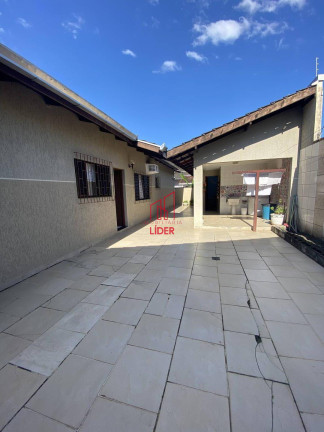 Imagem Casa com 5 Quartos à Venda, 351 m² em Cohapar - Guaratuba