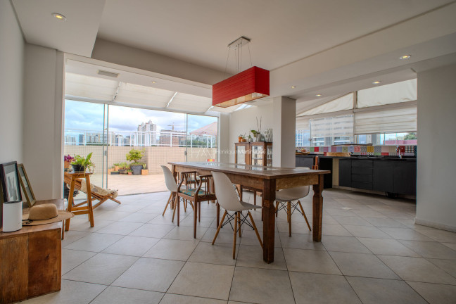 Imagem Apartamento com 3 Quartos à Venda, 204 m² em água Verde - Curitiba