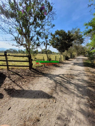 Imagem Chácara com 3 Quartos à Venda, 30.000 m² em Pinheirinho - Taubaté Imagem Chácara com 3 Quartos à Venda, 30.000 m² em Pinheirinho - Taubaté