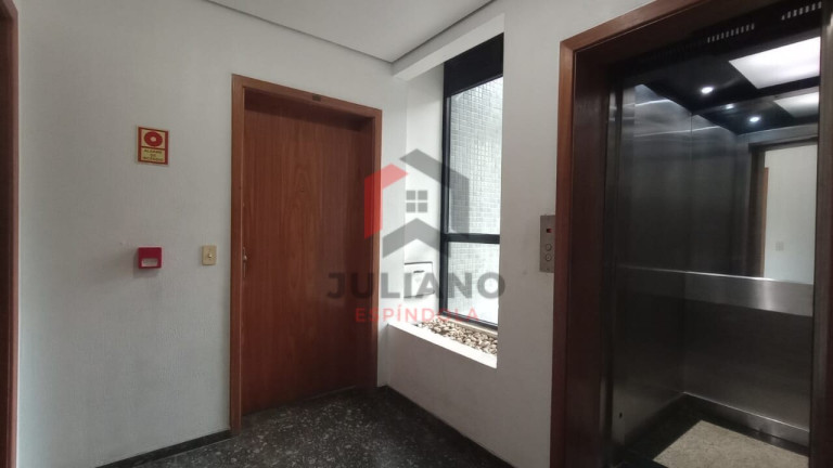 Imagem Sala Comercial à Venda, 67 m² em Moinhos De Vento - Porto Alegre Imagem Sala Comercial à Venda, 67 m² em Moinhos De Vento - Porto Alegre