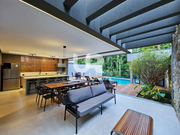 Imagem Casa com 5 Quartos à Venda, 374 m² em Riviera - Bertioga Imagem Casa com 5 Quartos à Venda, 374 m² em Riviera - Bertioga