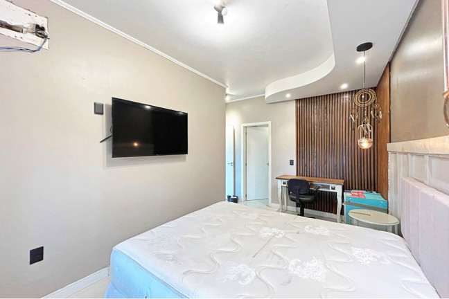 Imagem Apartamento com 3 Quartos à Venda, 85 m² em Menino Deus - Porto Alegre Imagem Apartamento com 3 Quartos à Venda, 85 m² em Menino Deus - Porto Alegre