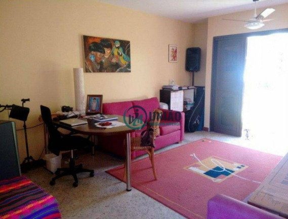 Imagem Casa com 5 Quartos à Venda, 476 m² em Piratininga - Niterói Imagem Casa com 5 Quartos à Venda, 476 m² em Piratininga - Niterói