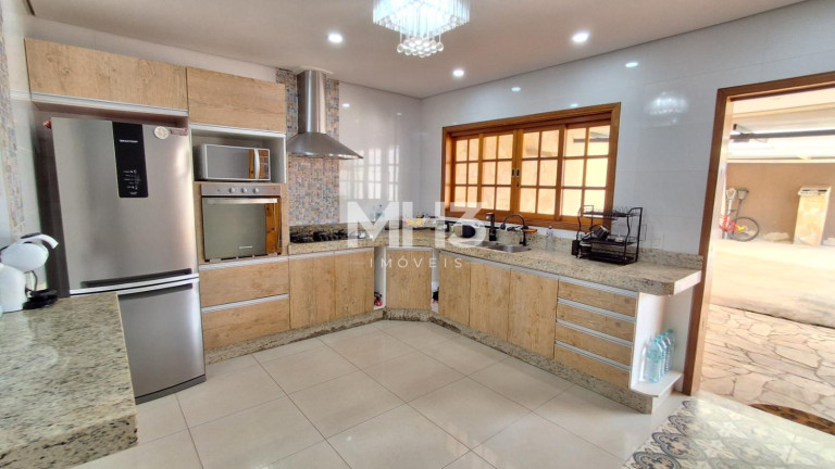 Imagem Sobrado com 3 Quartos à Venda, 250 m² em Jardim Residencial Ravagnani - Sumaré Imagem Sobrado com 3 Quartos à Venda, 250 m² em Jardim Residencial Ravagnani - Sumaré
