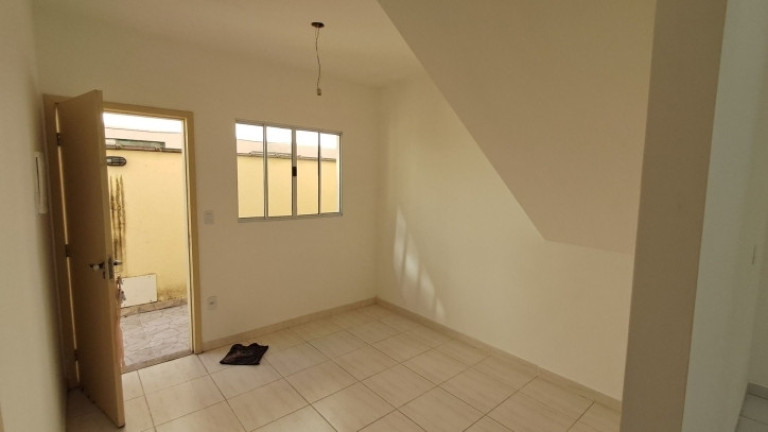Casa com 2 Quartos à Venda, 52 m² em Cidade Naútica - São Vicente