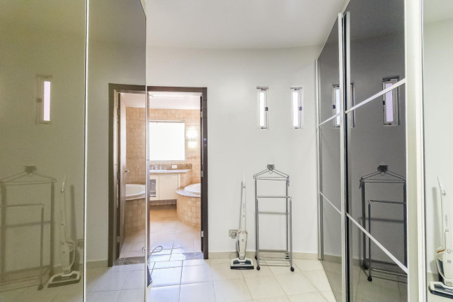 Imagem Casa de Condomínio com 3 Quartos à Venda, 303 m² em Santa Felicidade - Curitiba Imagem Casa de Condomínio com 3 Quartos à Venda, 303 m² em Santa Felicidade - Curitiba