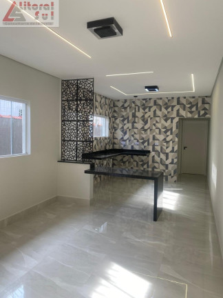 Imagem Casa com 2 Quartos à Venda, 70 m² em Nova Mirim - Praia Grande Imagem Casa com 2 Quartos à Venda, 70 m² em Nova Mirim - Praia Grande