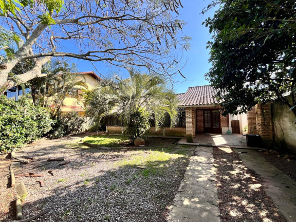 Imagem Casa com 3 Quartos à Venda,  em Campeche - Florianópolis