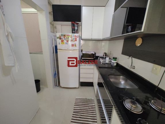 Imagem Apartamento com 2 Quartos à Venda, 66 m² em Centro - Florianópolis Imagem Apartamento com 2 Quartos à Venda, 66 m² em Centro - Florianópolis