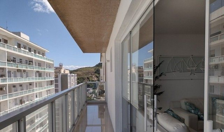 Imagem Apartamento com 4 Quartos à Venda, 239 m² em Pitangueiras - Guarujá