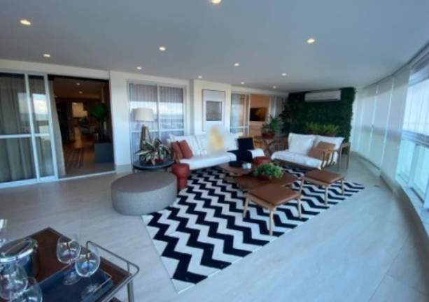 Imagem Imóvel com 4 Quartos à Venda, 250 m² em Itapuã - Vila Velha Imagem Imóvel com 4 Quartos à Venda, 250 m² em Itapuã - Vila Velha