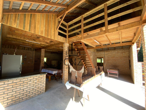Imagem Imóvel com 2 Quartos à Venda, 9.000 m² em Centro - Botuverá