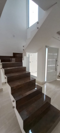 Imagem Sobrado com 3 Quartos à Venda, 105 m² em Portais (polvilho) - Cajamar
