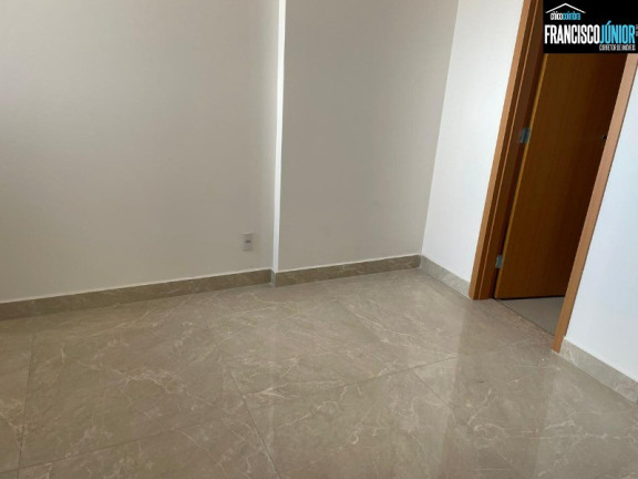 Imagem Imóvel com 3 Quartos à Venda, 90 m² em Setor Coimbra - Goiânia Imagem Imóvel com 3 Quartos à Venda, 90 m² em Setor Coimbra - Goiânia