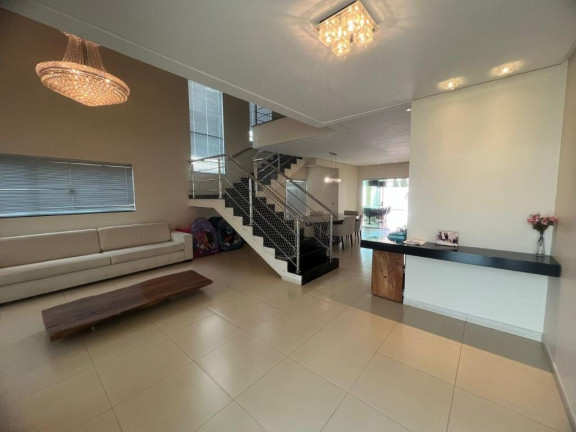 Imagem Sobrado com 4 Quartos à Venda, 283 m² em Jardins Lisboa - Goiânia Imagem Sobrado com 4 Quartos à Venda, 283 m² em Jardins Lisboa - Goiânia