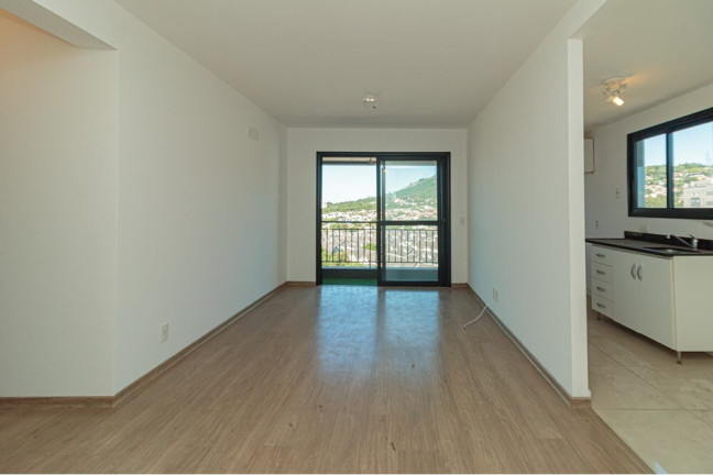 Imagem Imóvel com 2 Quartos à Venda, 70 m² em Jardim Botânico - Porto Alegre Imagem Imóvel com 2 Quartos à Venda, 70 m² em Jardim Botânico - Porto Alegre
