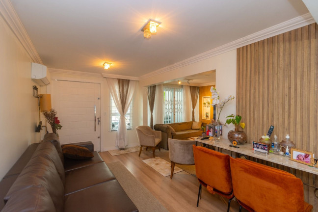 Imagem Casa com 3 Quartos à Venda, 175 m² em Seminário - Curitiba