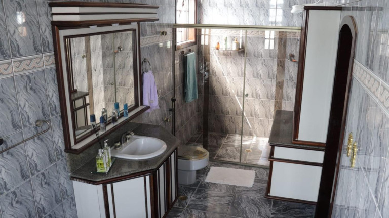 Imagem Casa com 3 Quartos à Venda, 349 m² em São Jorge - Santos Imagem Casa com 3 Quartos à Venda, 349 m² em São Jorge - Santos