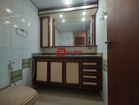 Foto do imóvel Apartamento com 3 Quartos à Venda, 122 m² em Centro - Florianópolis