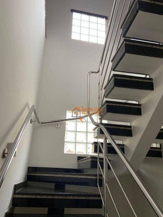 Imagem Sobrado com 3 Quartos à Venda, 228 m² em Jardim Santa Clara - Guarulhos Imagem Sobrado com 3 Quartos à Venda, 228 m² em Jardim Santa Clara - Guarulhos