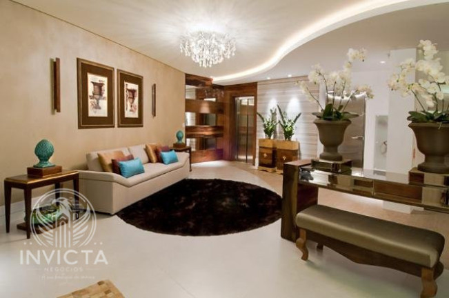 Imagem Apartamento com 3 Quartos à Venda, 130 m² em Centro - Balneário Camboriú Imagem Apartamento com 3 Quartos à Venda, 130 m² em Centro - Balneário Camboriú