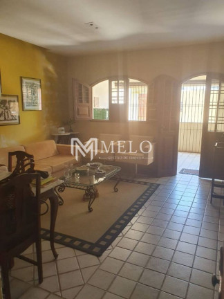 Casa com 3 Quartos à Venda, 230 m² em Pina - Recife
