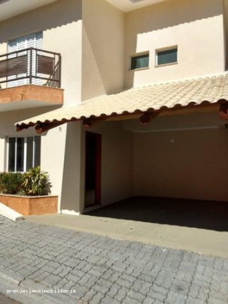 Casa à Venda,  em Jardim Villaça - São Roque