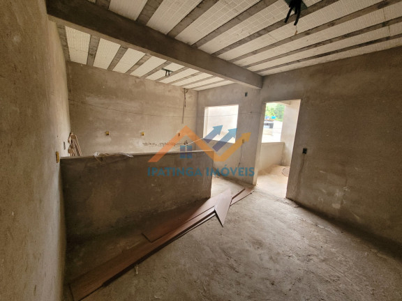 Imagem Casa com 3 Quartos à Venda, 180 m² em Jardim Vitória - Santana Do Paraíso