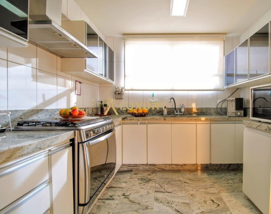 Imagem Imóvel com 4 Quartos à Venda, 208 m² em Coração De Jesus - Belo Horizonte