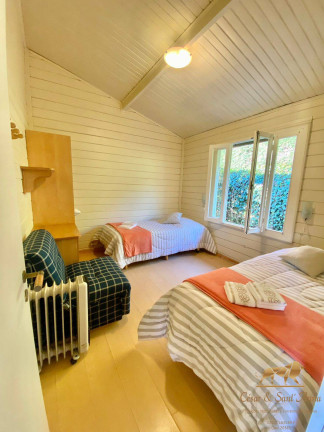 Imagem Casa com 2 Quartos para Temporada, 45 m² em Jardim Embaixador - Campos Do Jordão