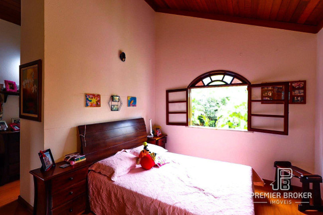Imagem Casa com 4 Quartos à Venda, 187 m² em Golfe - Teresópolis Imagem Casa com 4 Quartos à Venda, 187 m² em Golfe - Teresópolis