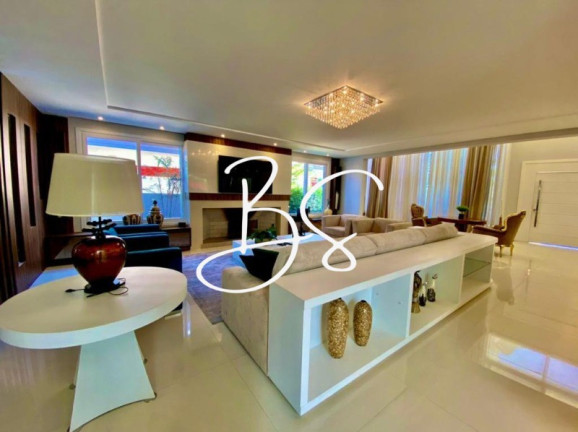Imagem Casa com 5 Quartos à Venda, 450 m² em Avenida Central - Capão Da Canoa Imagem Casa com 5 Quartos à Venda, 450 m² em Avenida Central - Capão Da Canoa