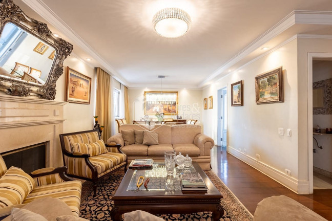 Apartamento com 3 Quartos à Venda, 200 m² em Indianópolis - São Paulo