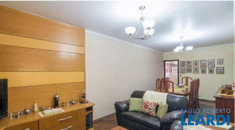 Imagem Sobrado com 3 Quartos à Venda, 202 m² em Vila Floresta - Santo André Imagem Sobrado com 3 Quartos à Venda, 202 m² em Vila Floresta - Santo André
