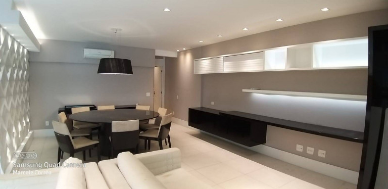 Imagem Apartamento com 3 Quartos à Venda, 210 m² em Icaraí - Niterói Imagem Apartamento com 3 Quartos à Venda, 210 m² em Icaraí - Niterói