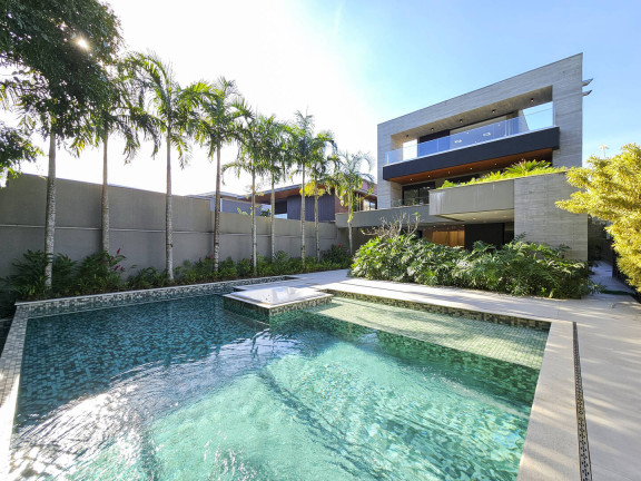 Casa com 5 Quartos à Venda, 692 m² em Riviera De São Lourenço - Bertioga
