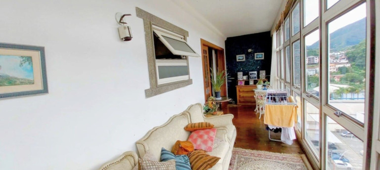 Imagem Imóvel com 3 Quartos à Venda, 187 m² em Várzea - Teresópolis Imagem Imóvel com 3 Quartos à Venda, 187 m² em Várzea - Teresópolis