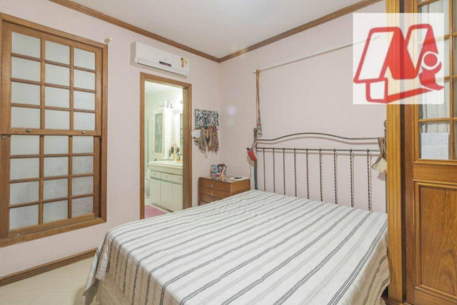 Imagem Casa com 3 Quartos à Venda, 145 m² em Ipanema - Porto Alegre Imagem Casa com 3 Quartos à Venda, 145 m² em Ipanema - Porto Alegre