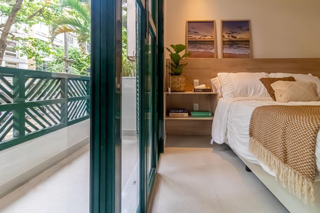 Imagem Apartamento com 1 Quarto à Venda, 32 m² em Copacabana - Niterói