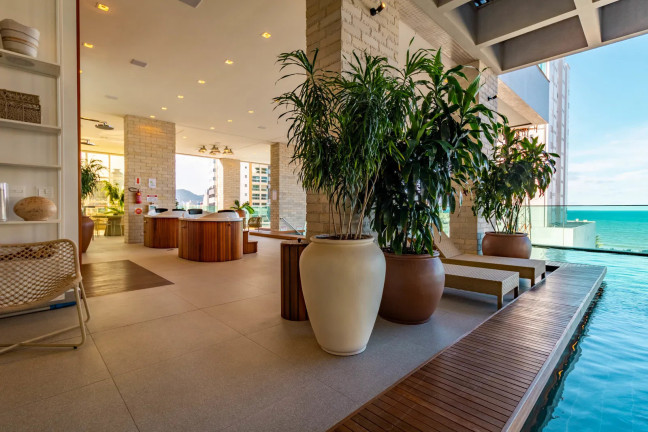 Imagem Cobertura com 3 Quartos à Venda, 157 m² em Meia Praia - Itapema