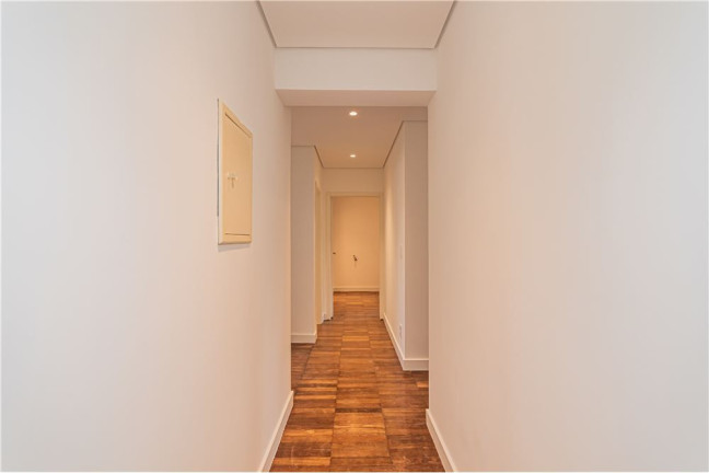 Imagem Apartamento com 3 Quartos à Venda, 129 m² em Bela Vista - Porto Alegre