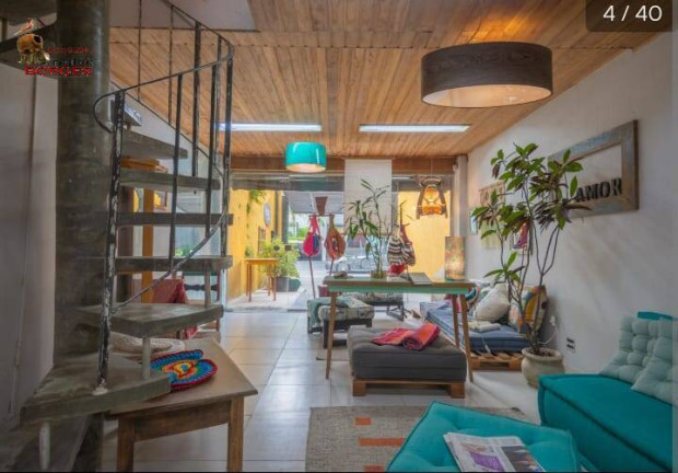 Imagem Casa com 5 Quartos à Venda, 240 m² em Moema - São Paulo Imagem Casa com 5 Quartos à Venda, 240 m² em Moema - São Paulo