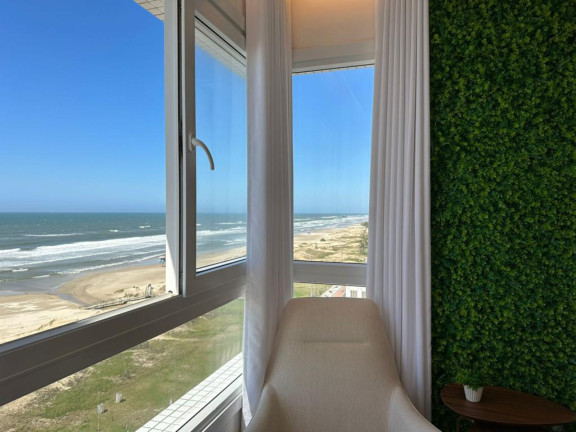 Imagem Apartamento com 3 Quartos à Venda, 136 m² em Centro - Capao Da Canoa