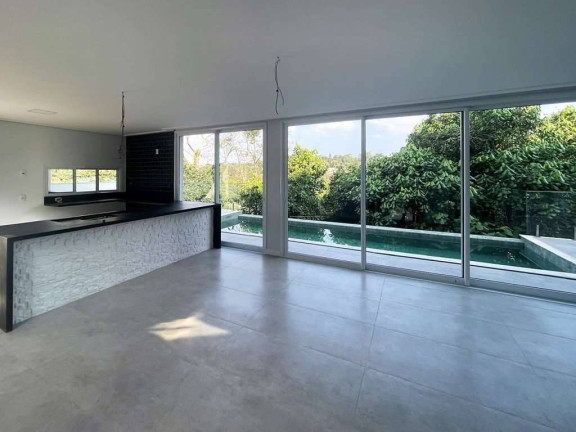 Imagem Casa com 4 Quartos à Venda, 435 m² em Chácara Dos Lagos - Carapicuíba