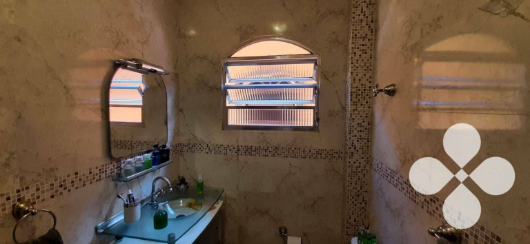 Imagem Imóvel com 3 Quartos à Venda, 175 m² em Centro - Mongaguá