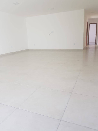 Imagem Casa com 4 Quartos à Venda, 197 m² em Palmeiras - Cabo Frio Imagem Casa com 4 Quartos à Venda, 197 m² em Palmeiras - Cabo Frio