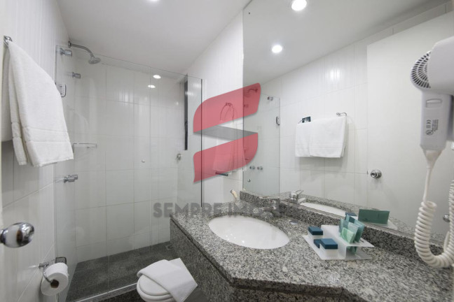 Imagem Flat com 1 Quarto à Venda, 31 m² em Centro - Curitiba Imagem Flat com 1 Quarto à Venda, 31 m² em Centro - Curitiba