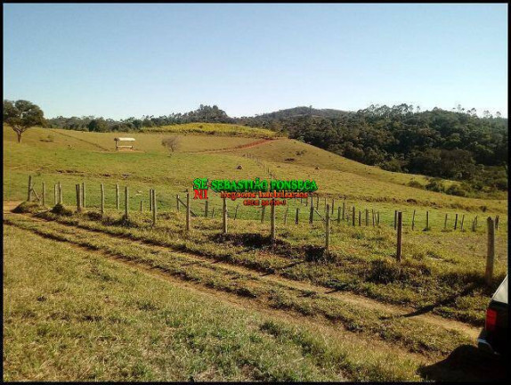 Imagem Fazenda à Venda, 128 m² em Guaratinguetá Imagem Fazenda à Venda, 128 m² em Guaratinguetá