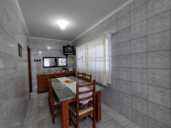 Imagem Casa com 3 Quartos à Venda, 160 m² em Vila Antártica - Botucatu